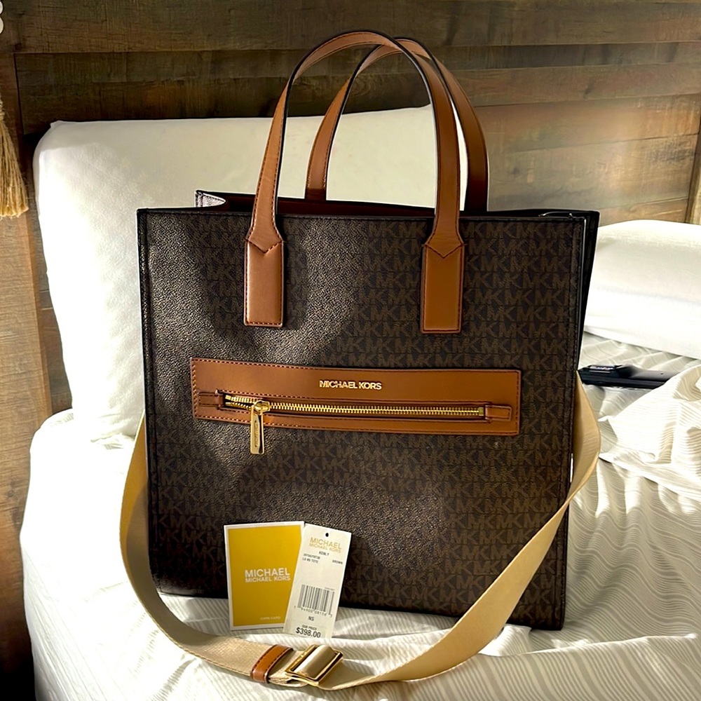 Michael Kors Tote